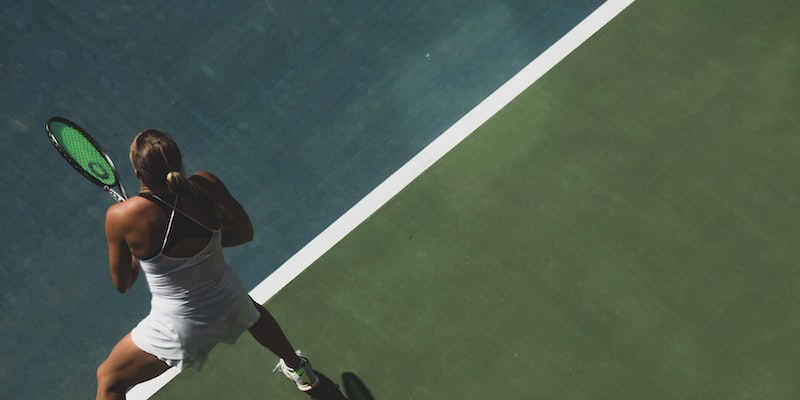 Combien de raquettes de tennis devrait-on porter ?