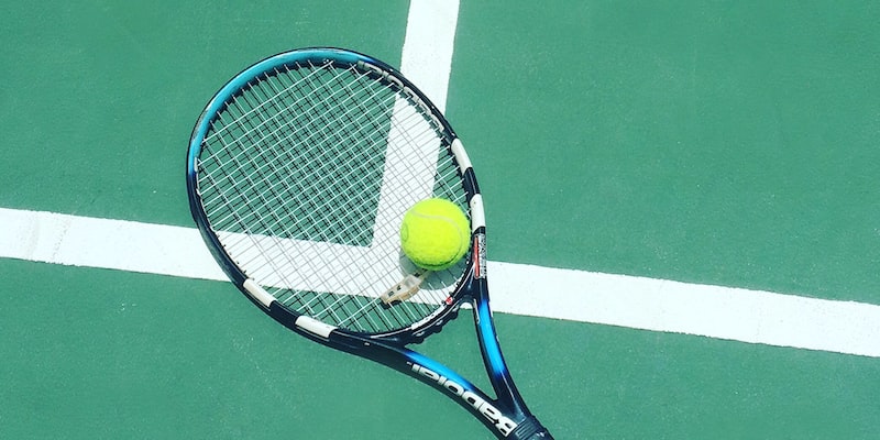 Quelle est une avantage dans le tennis, et comment l'obtenez-vous ?